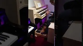 Viscount Chorum S40 Classical Organ - A quick sample - Rimmers Music