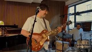 Move On Up if Curtis Mayfield had a blues trio