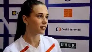 Lucie Theimerov&aacute; a Anna Jakobsson po utk&aacute;n&iacute; CZE - SWE