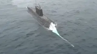 Iranian Kilo-class Submarine Tareq launching Miaad Torpedo