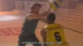 דריק שארפ בגיא  פינס 2005