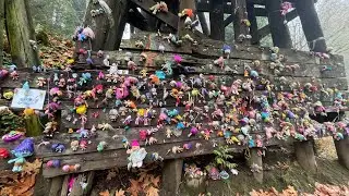 The Troll Bridge. Troll dolls. Amazing vintage toys! And Dolls on bridge! Vlogmas adventure. 