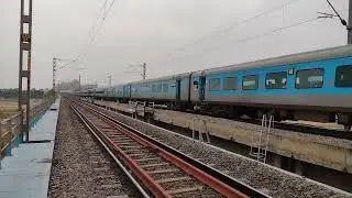 12636 Vaigai Express on Kaveri bridge, Srirangam!