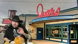 Ivar's Salmon Chowder Bread Bowl Review