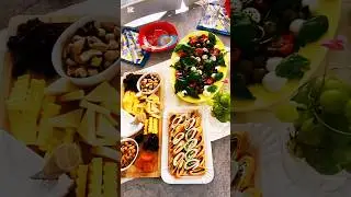 Накрываю стол на День рождения мужа. #funny #viral #mustsee #shorts #trending