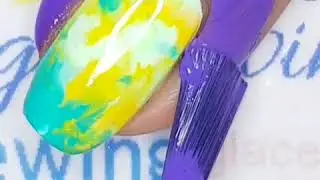 Smoosh Nail Art