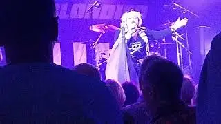 Blondied @ Butlins, Skegness Nov 2018. Clip of Heart of Glass.