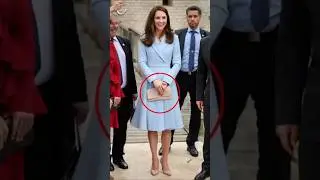 Kate Middleton&rsquo;s Genius Clutch Bag Trick That Silently Saves Her From Awkward Moments#catherine#kate