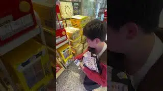細細個玩嘅扭卡機🤡 $2中到啲咩？？？ #pokemon #pikachu #寶可夢卡牌 #pokemoncard #扭卡機 #寵物小精靈