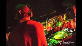 Dosq @ Jeudis Electro 2013  - Oxxy Beach