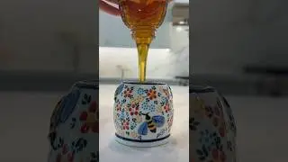 *asmr* kitchen restocks 🩵🫒🍯#asmr #asmrsounds #satisfying #home #restock #aestheic #organizedhome