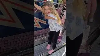 ☕ &ldquo;&iexcl;no quiero ir!&rdquo;&hellip; pero s&iacute; fue 😂 tazas locas giratorias ☕ &ldquo;i don&rsquo;t want to go!&rdquo;&hellip; but she did 😂