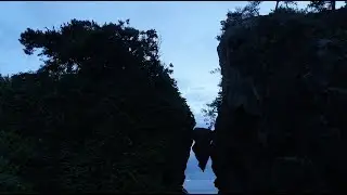 ALAS of Japan - Benkei's Slammed Rock［弁慶のはさみ岩4K空撮］