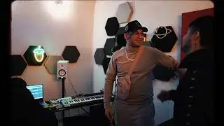 PICKY LANDER - BUSCANDO MI CORONA - VIDEO OFICIAL