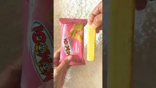 Finding snack Momogi Strawberry Flavour in the box