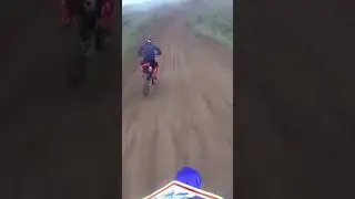Mc rosoy Une piste au top avec une texture parfaite. #y&rsquo;a maha #honda #mxgp