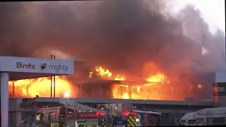 Massive 5 alarm fire in Auckland   New Zealand