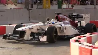 2013 Sauber C32 with 2018 Livery at F1 Milan Festival-Amazing V8 Sound in Action