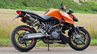 Modified KTM superduke 990, short exhaust, walk-around, Czech Republic.