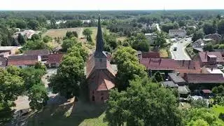 Stadtkirche Jerichow - faszinierendes Video - aufgenommen mit einem Quadrocopter