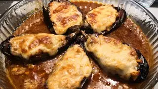 Karnıyarık (Sandal kebab) with chicken and cheese
