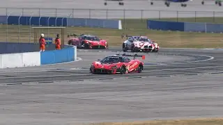 Trying to stay out of trouble - Sebring Daily Online Race (LMU)
