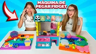 QUEM TIRAR MAIS FIDGET TOYS DA MÁQUINA GANHA! | FIDGET TOYS CHALLENGE