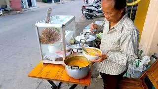 Street Noodles for $0.75?! Cambodia&rsquo;s Secret Spot