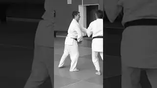 Katate mochi hijiate kokyunage (ni) 効果のある肘当て呼吸投げ(二) #shorts #training #kiyokan #aikidoforfun #aikido