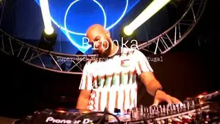 Bronka @ Super Bock Arena 2025, Maracujália