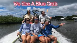 AWSOME AFTERNOON CRABBING WITH FRIENDS AND FAMILY!