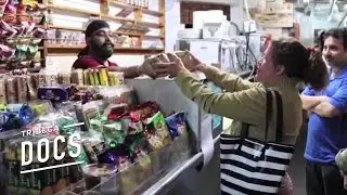 Cabbies and Chai Unite Lower East Siders in '#SAVEPUNJABIDELI'