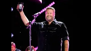 Blake Shelton Kicks Off Las Vegas Residency With High Energy Return To The Stage