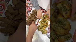 Папа готовит вкусные гренки в духовке😍 ПАЛЬЧИКИ ОБЛИЖЕШЬ🤤 БаРаКуя #гренки