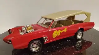 MONKEE MOBILE 1:18 scale