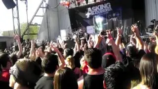 Asking Alexandria show intro -big purple party lub