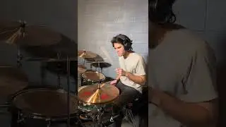 Song for the Dead (drum intro) - Queens of the Stone Age