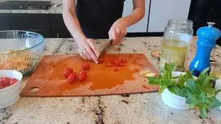 Mediterranean Tabbouleh Recipe: The Perfect Vegan Travel Snack!