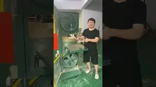 Versatile Woodworking Band Saw Machine for All Your Woodworking Needs