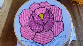 COMO BORDAR UNA ROSA GRANDE 🌹 PUNTADA PARA ROSAS 🥀 @Tus ideas en bordados
