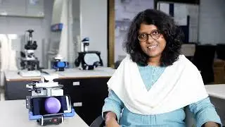 Portable digital inverted microscopes with single and variable magnifications