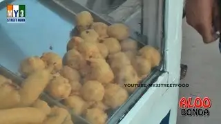 How to Make Aaloo Bonda: | Bombay Style Aloo Bonda street food