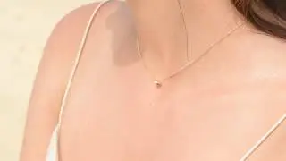 SLEAF Minimalist Jewelry - Tiny Ball Necklace
