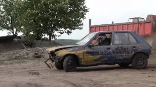 Peugeot 205 carjump