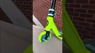 LIME GREEN CD1 💚🍀🦖🍏 Back in stock now!! #coreuk #cd1 #scooter
