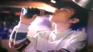 Mallsoft music scene: Japanese Retro Coke Commercial