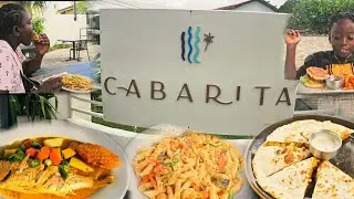 Lunch at Cabarita 
