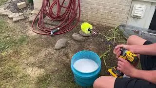 The Best Way to Clean Golf Balls