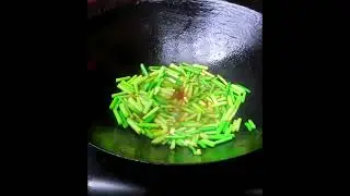Stir fried pork with garlic moss#rural food#side meal#family stir fry