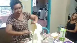Tia Jóia fazendo bolo de milho verde e bolo de laranja 🎂 parte 1